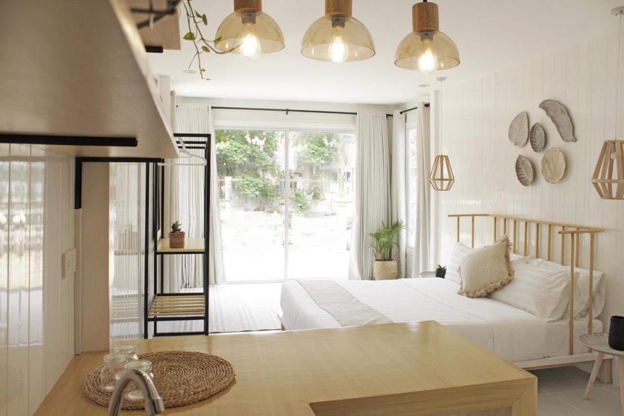 Sea Green Boutique Rooms General Luna  Luaran gambar